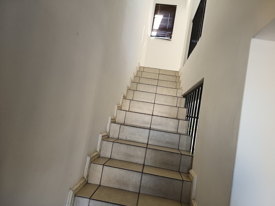 To Let 3 Bedroom Property for Rent in Parklands Western Cape